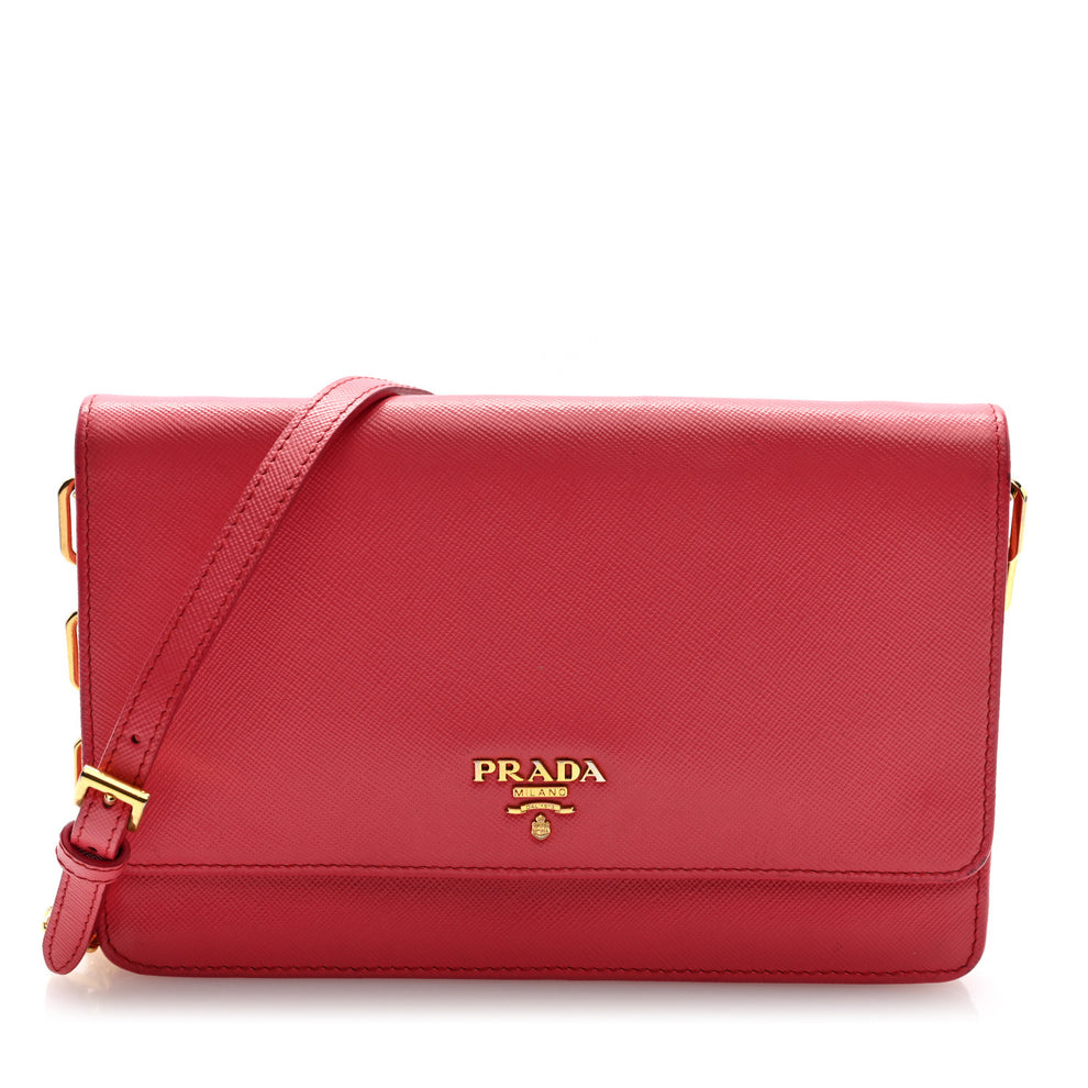 Saffiano Lux Chain Wallet Fragola